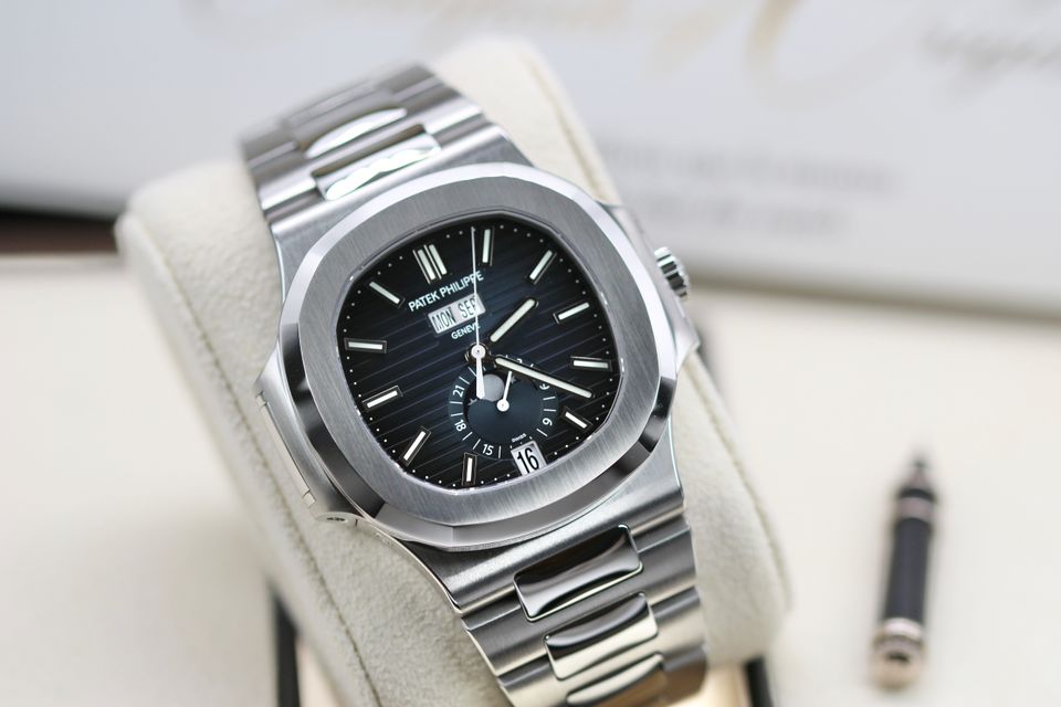 Patek Philippe Nautilus 5726/1A-014 Image 7